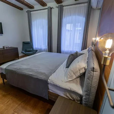 Poarta Schei 18 Apartment Brasov Exterior photo