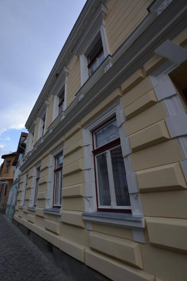 Poarta Schei 18 Apartment *