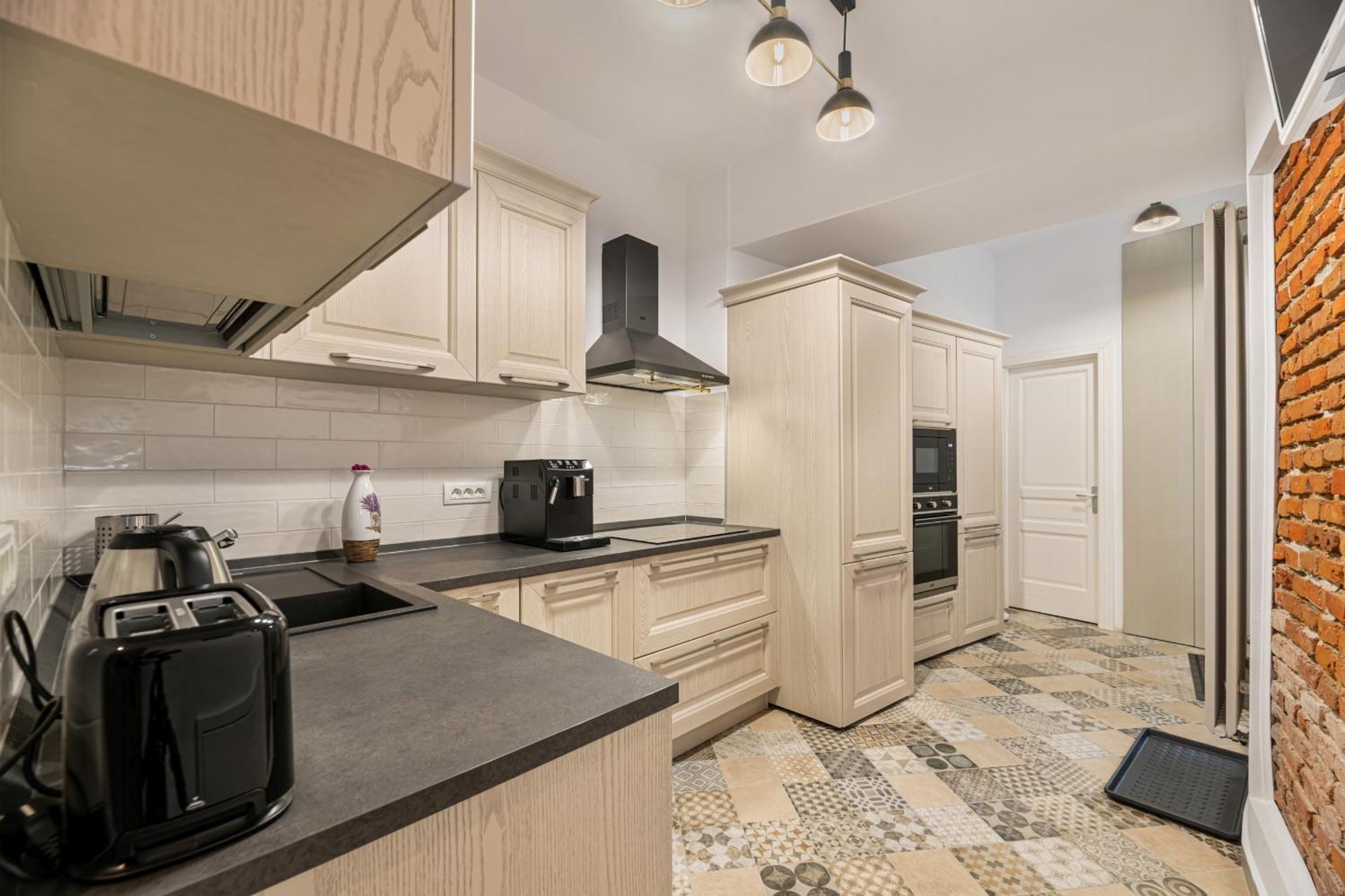 Apartment Poarta Schei 18 *